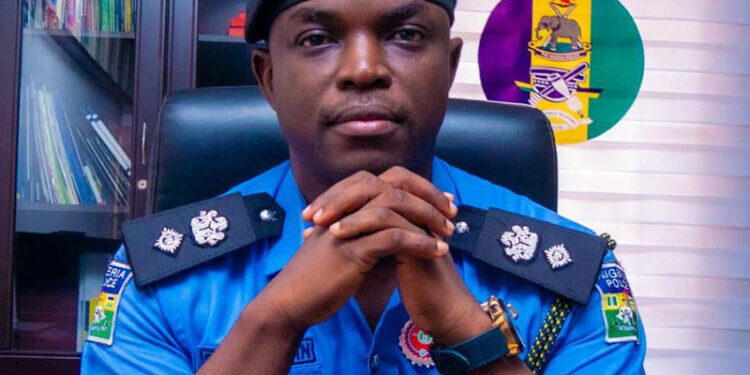 Benjamin Hundeyin 750x430 1