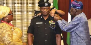 Tunji Disu decorates Tunji Disu as acting IGP 1 750x430